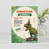 Skeelerende Dinosaurus Verjaardagsuitnodiging Kaart (Staand voorkant)