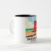 Skegness Lincolnshire strand poster Tweekleurige Koffiemok (Voorkant links)