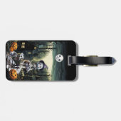 Skele-meisje en haar pup in het maanlicht bagagelabel (Achterkant horizontaal)