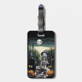 Skele meisje en haar pup in maanlicht bagagelabel (Achterkant verticaal)