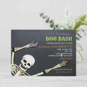 Skelet Halloween-feest uitnodiging (Staand voorkant)