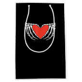 Skelet Handen Vormend Hart – Creepy Gothic Hallo Medium Cadeauzakje (Voorkant)