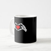 Skelet hart en handen meme koffiemok (Voorkant links)