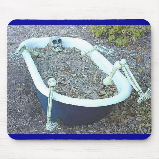 Skelet in Bathtub Mousepad Muismat (Voorkant)