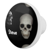 Skelet in de dichte keramische knop (Rechts)