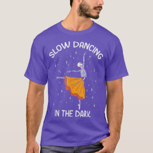 Skelet Langzaam dansen in de donkere balletdansere T-shirt