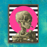 Skelet met brandende sigaret poster<br><div class="desc">Een moderne draai aan het beroemde werk van Vincent Van Gogh; Schedel van een Skelet met Burning Sigarette. Deze funky versie van het kunstwerk is hier om maximalistische vibes en kleur aan uw muren te brengen!</div>