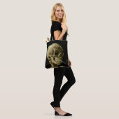 Skelet met brandende sigaret | Vincent van Gogh Tote Bag (Op model)