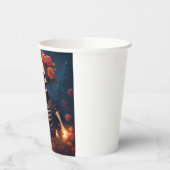 Skelet met kroon van Rozen Papieren Bekers (Links)