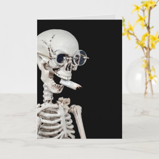 Skelet met sigaret kaart (Gele Bloem)