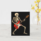 Skelet op een Schommelstoel voor Halloween Muziek  Kaart (Gele Bloem)