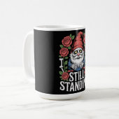 Skelet tuinkabouter met rozen en tekst koffiemok (Voorkant links)