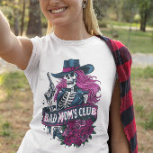 Skeletale Outlaw in  Fedora Holding Revolver T-shirt