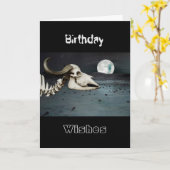 Skeletbuffel in een moonverlichte landschapskaart kaart (Gele Bloem)