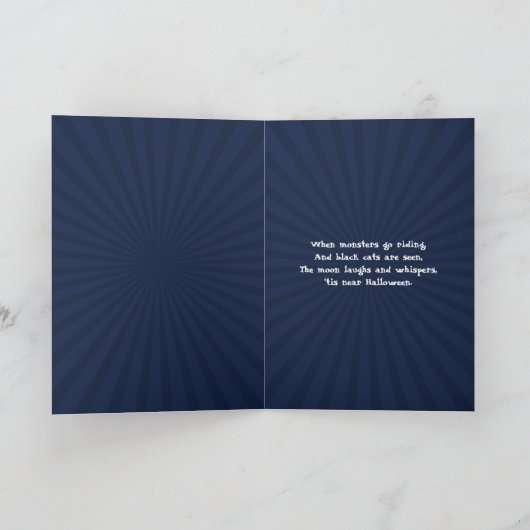 Skeletfietser die een sigaret rookt kaart (Binnen)