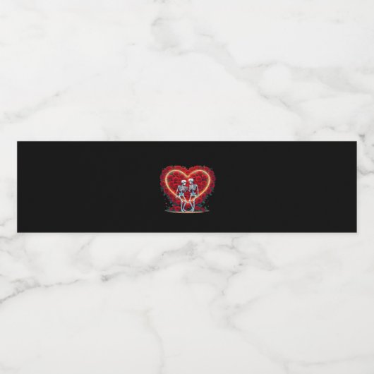 Skeletkoppel houdt handen in een hart van Ro Waterfles Etiket (Enkel label)