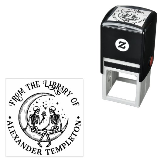 Skeletkoppel in Crescent Moon Library Boeknaam Zelfinktende Stempel (In situ)