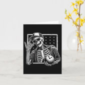 Skeleton Bowling Speler Verjaardag Halloween Manne Kaart (Gele Bloem)