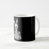 Skeleton Bunny met paaseieren Grappig Konijn Koffiemok (Voorkant rechts)