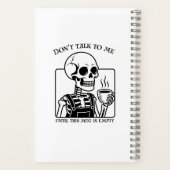 Skeleton Coffee Quote Art - Vetgedrukte zwarte typ Notitieboek (Achterkant)