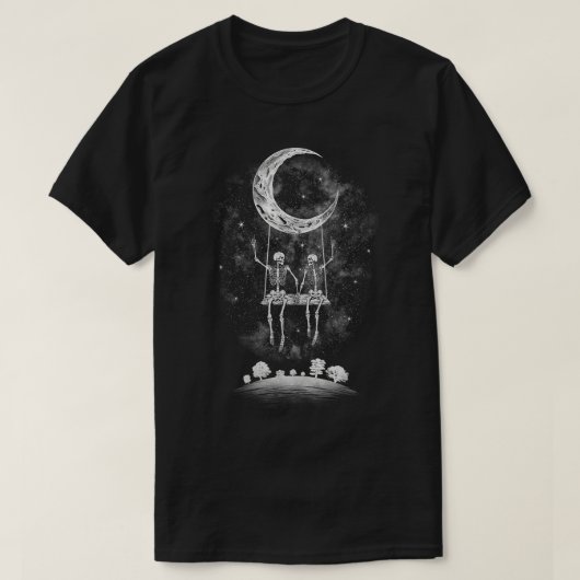 Skeleton Couple Holding Hands Rock on Moon Swing T-shirt (Design voorkant)