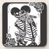 Skeleton Couple Knuffelen op een Onderzetter (Voorkant)
