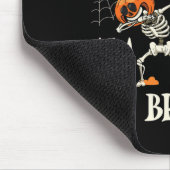 Skeleton Dabbin samen mijn eerste Halloween als ee Muismat (Hoek)