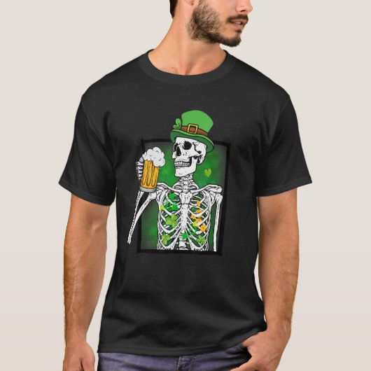 Skeleton Drinking Beer St Patricks Day Shamrock Dr T-shirt (Voorkant)