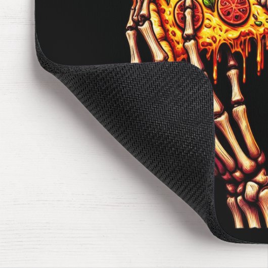 Skeleton Eating Pizza  Muismat (Hoek)