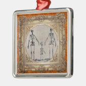 Skeleton Family Ornament (Links)