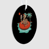 Skeleton Floating with a Cocktail on a Ornament (voorkant)