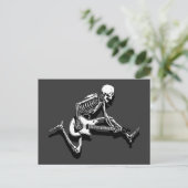 Skeleton Guitarist Jump Briefkaart (Staand voorkant)