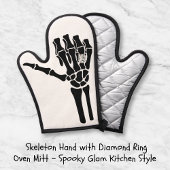 Skeleton Hand met Diamanten Ring Ovenwant