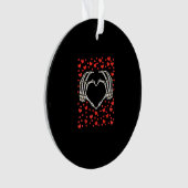 Skeleton Hand Rode Hart Verjaardag Valentijnsdag Ornament (voorkant)