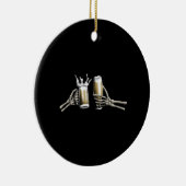 Skeleton Hands Cheering op Keramisch Ornament (Rechts)