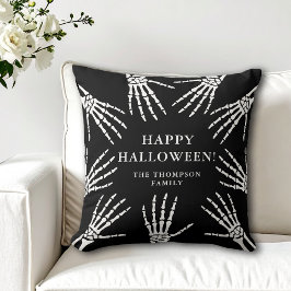 Skeleton Hands Family Name Happy Halloween Black Kussen