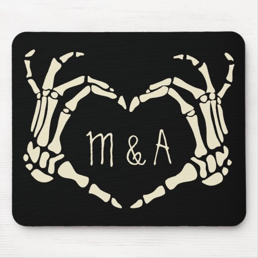 Skeleton Hands Heart Vorm Aangepaste Gothic Stijl Muismat (Voorkant)