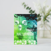 Skeleton Happy Halloween Green Night with Skulls Feestdagenkaart (Staand voorkant)