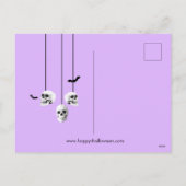 Skeleton Happy Halloween Paarse nacht met schedels Feestdagenkaart (Achterkant)