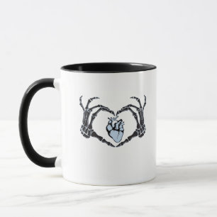 Skeleton Heart Hands Classic Design voor Halloween Mok