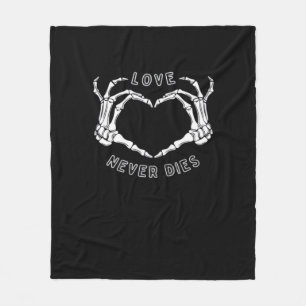 Skeleton Heart Hands Funny & Classic Fleece Deken