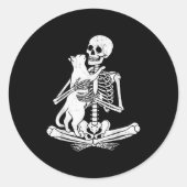 Skeleton Holding Cat Funny Soky Halloween Meow Kit Ronde Sticker (Voorkant)