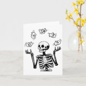 Skeleton Juggling Ghosts Grappig Halloween Kostuum Kaart (Gele Bloem)