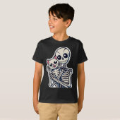 Skeleton met een Shirt van een kat Lazy Halloween (Voorkant volledig)