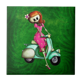 Skeleton Pin Up Girl op Scooter Tegeltje
