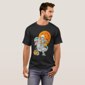 Skeleton Riding Mummy Dinosaur Rex Halloween  Pump T-shirt (Voorkant volledig)