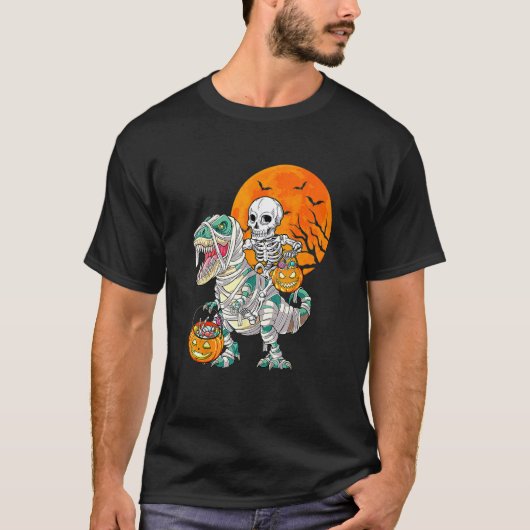 Skeleton Riding Mummy Dinosaur Rex Halloween Pump T-shirt (Voorkant)