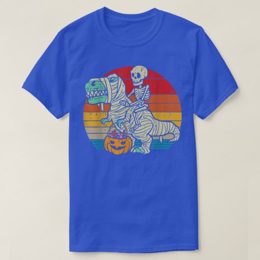 Skeleton Riding Mummy Dinosaur T re Retro Brawee T-shirt (Design voorkant)