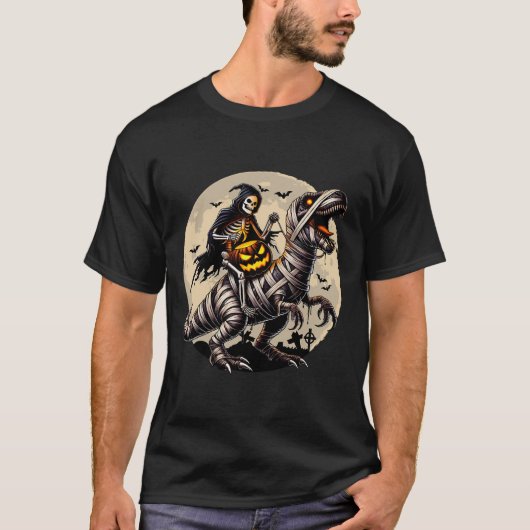 Skeleton Riding Mummy Dinosaur T Rex Pumpkin Funny T-shirt (Voorkant)