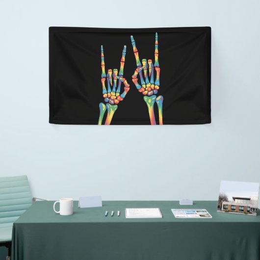 Skeleton Rock Hand Rainbow LGBTQ Gay Lesbian Pride Spandoek (Beurs)